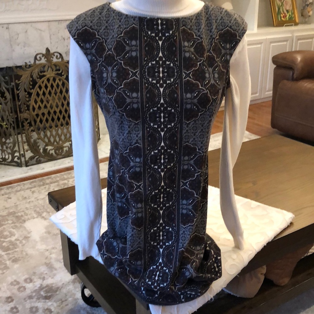 Maggy London dress; with side zipper;wear with shirt or not; charcoal gray/brown